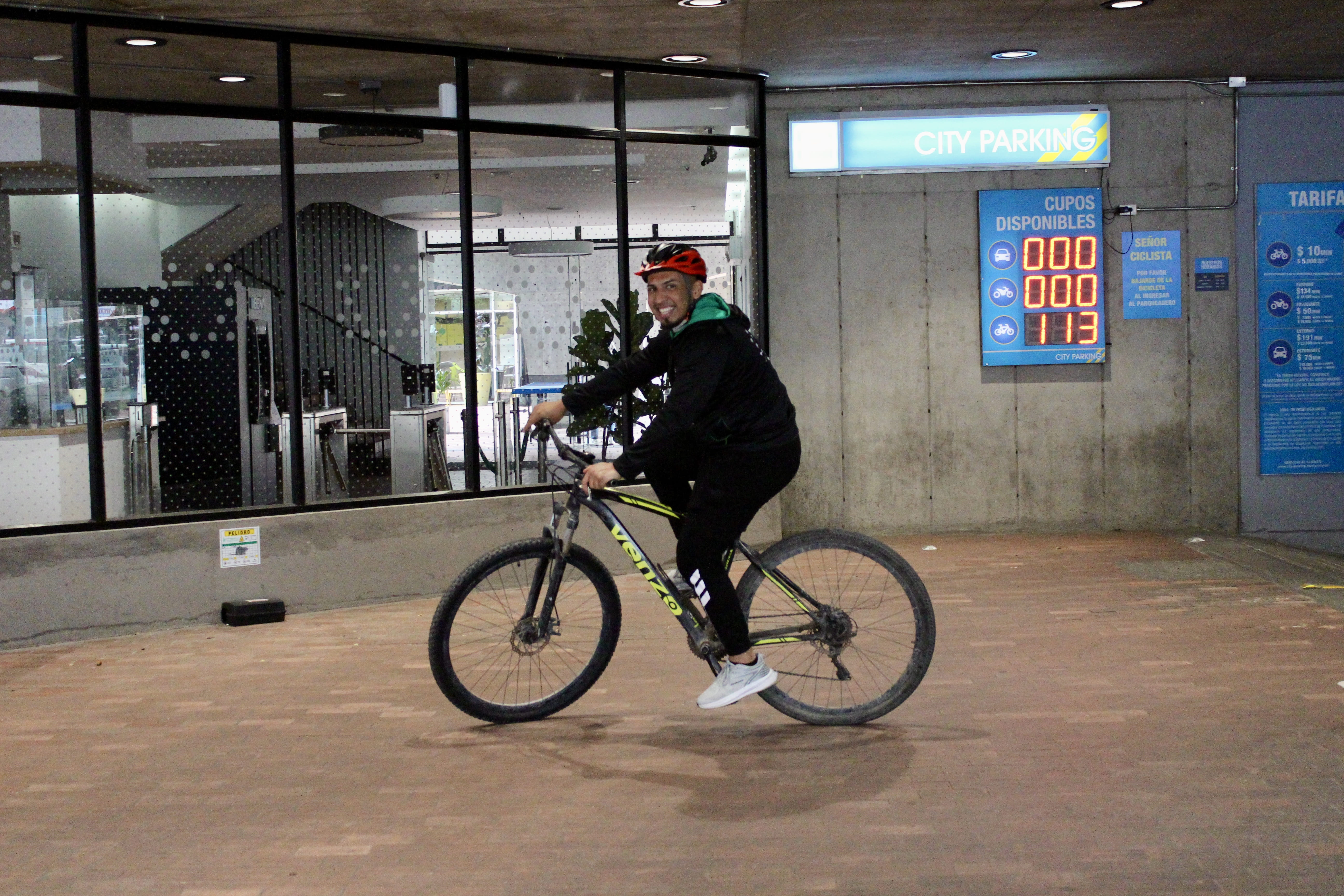 pedaleando a la u