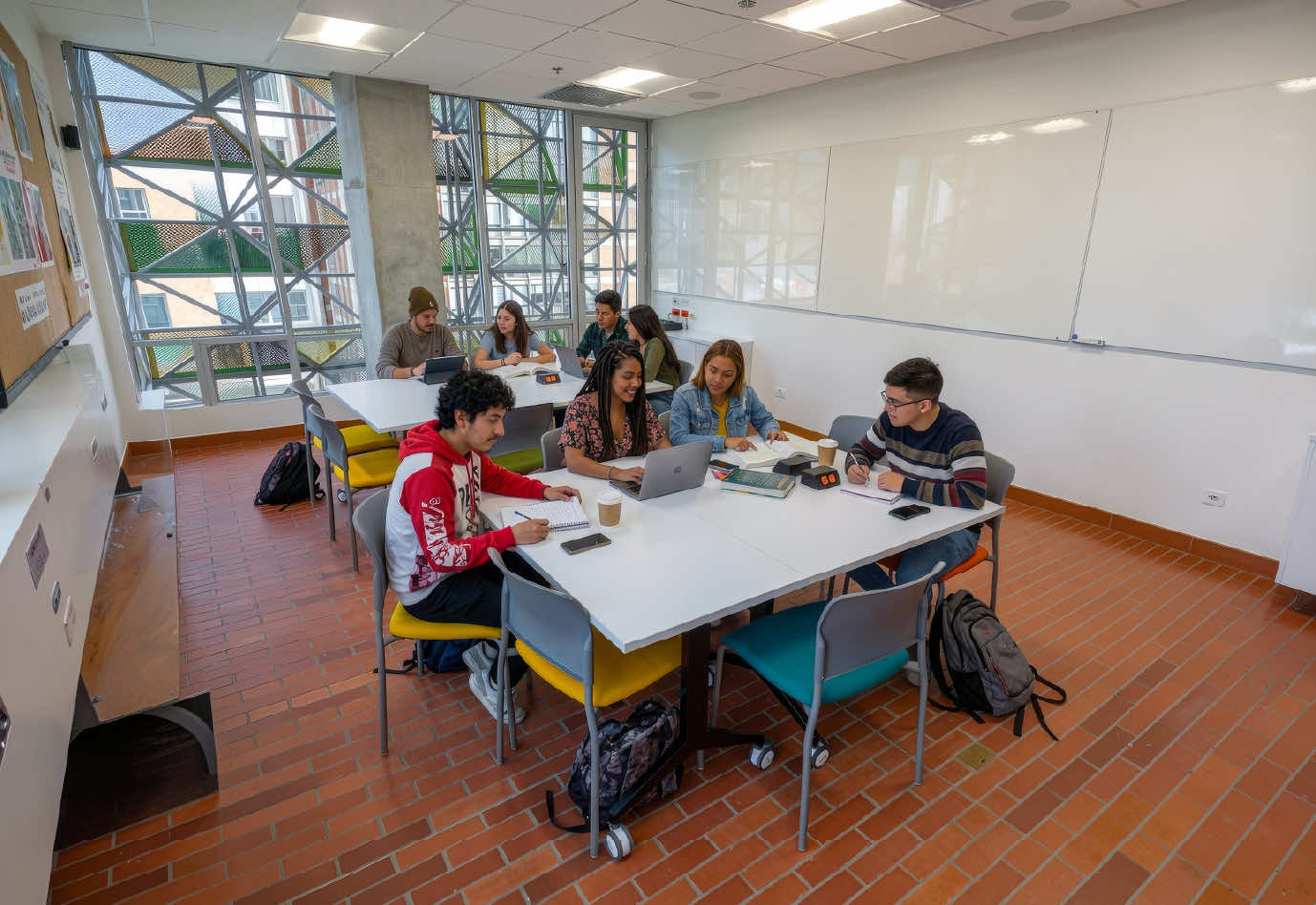 Campus y espacios académicos de la Universidad Ean