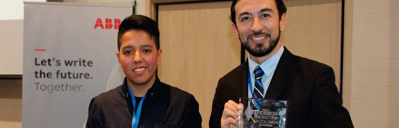 Universidad EAN gandora del Premio a la Eficiencia Energética Andesco