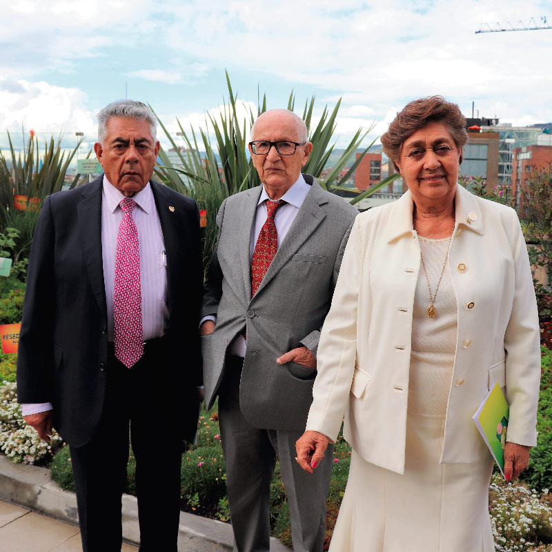 Luis Francisco Gómez Nigrinis visitó una vez más las instalaciones de la Universidad Ean